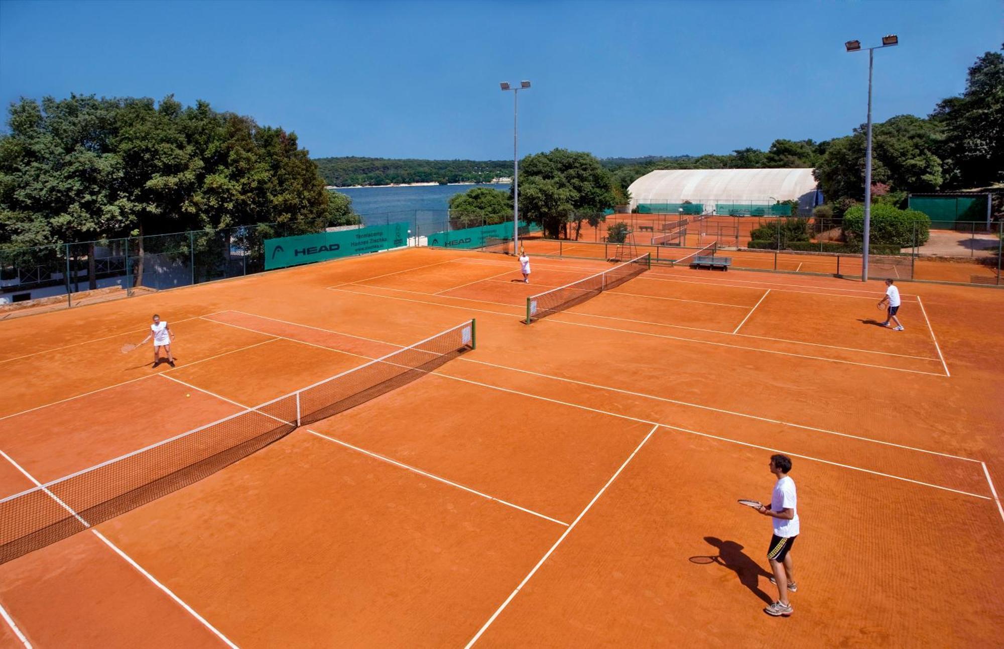 Lanterna Resort Tar-Vabriga 外观 照片