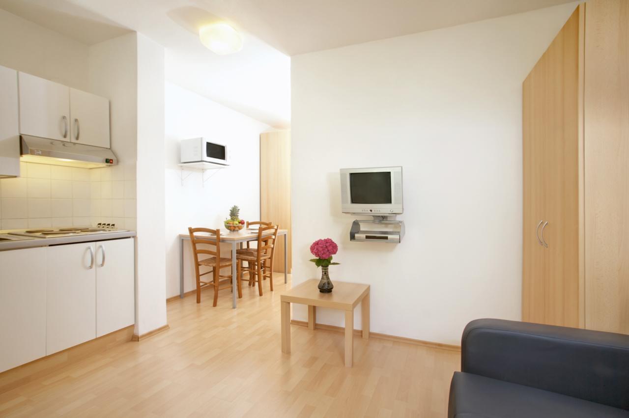 Lanterna Resort Tar-Vabriga 外观 照片