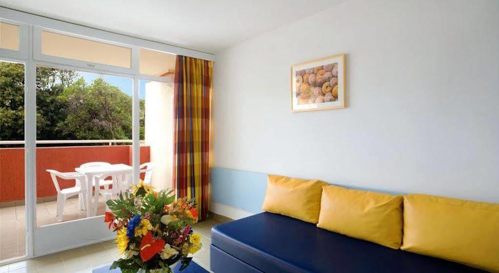 Lanterna Resort Tar-Vabriga 外观 照片