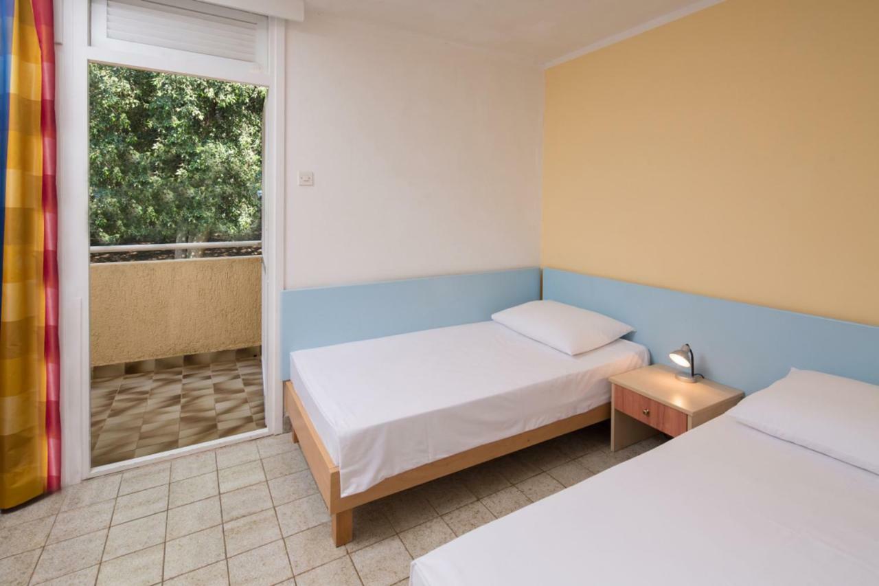 Lanterna Resort Tar-Vabriga 外观 照片